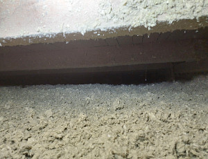 Zateplení stropu rodinného domu pomocí foukané izolace